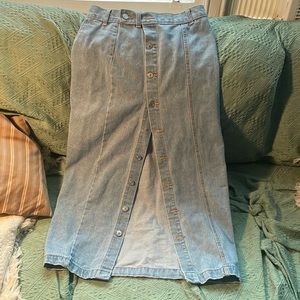 2000s SHEIN button Jean midi skirt- size small